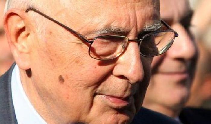 Napolitano preoccupato, Berlusconi convoca il Cdm per domani