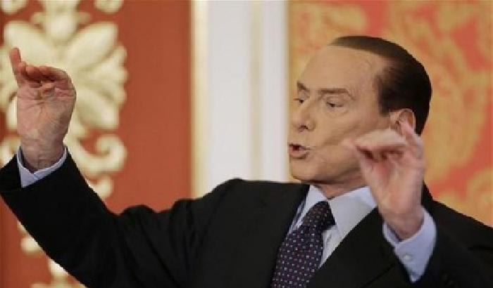 Berlusconi teme il sorpasso di Grillo e accusa Bersani