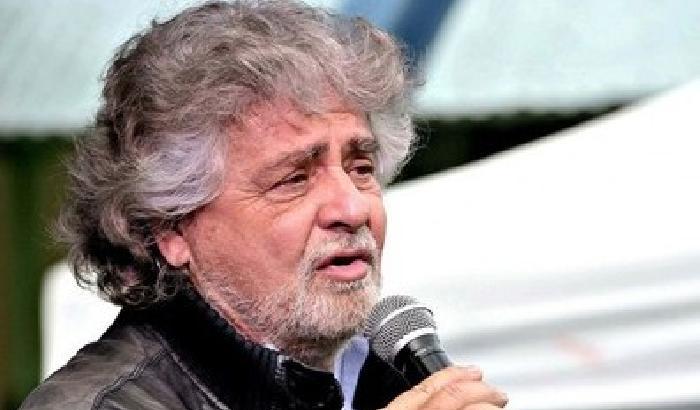 Grillo: quante protezioni per Berlusconi