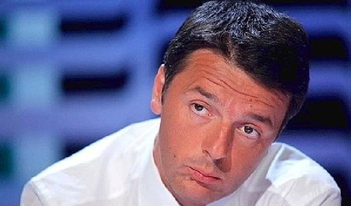 Renzi contro Grillo: è destinato a scomparire