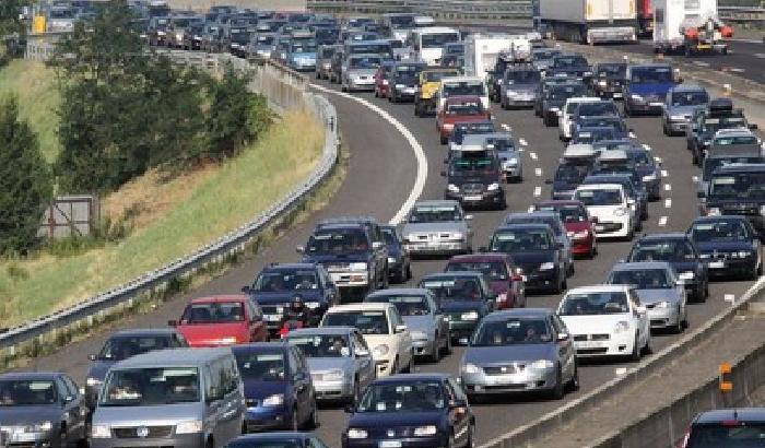 Esodo: niente bollino nero, traffico intenso solo a inizio agosto