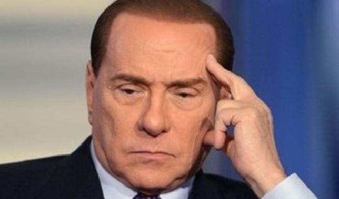 Tutto #Berlusconi in diretta twitter