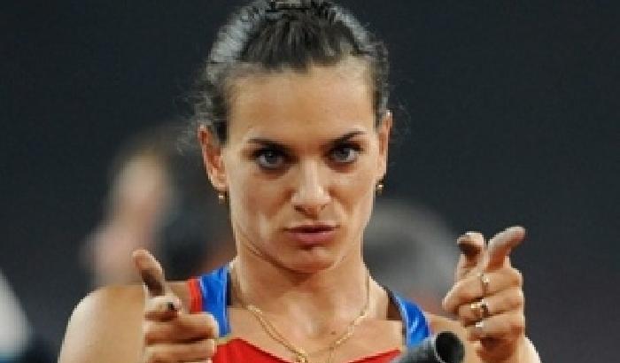 Stuprare la Isinbayeva: fango sessista in salsa Pd