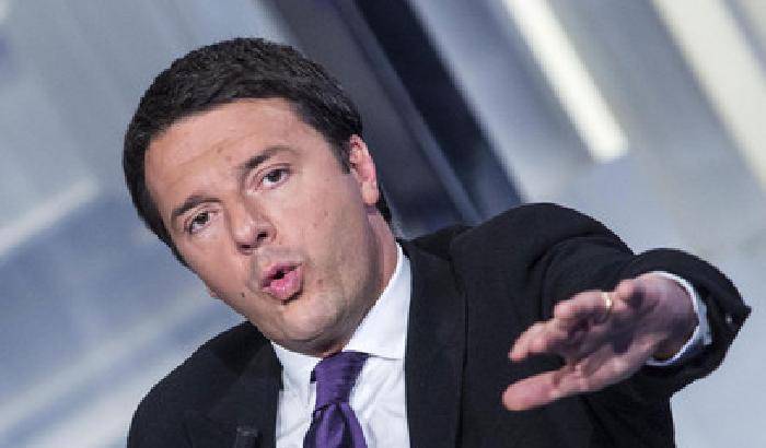 Renzi risponde a Fassina, ma il web lo insulta