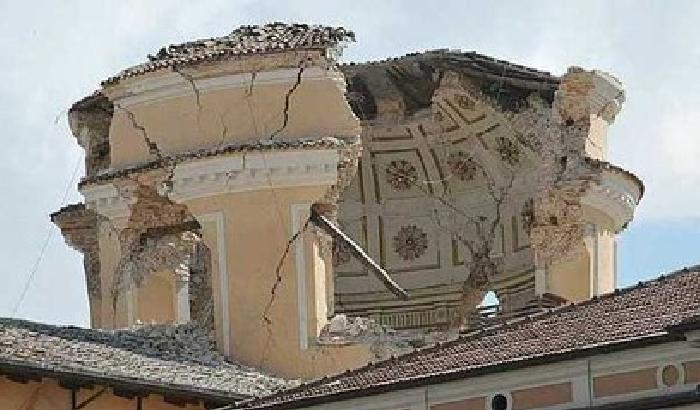 L'Aquila: tangenti sul post-terremoto, 4 arresti