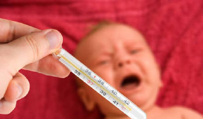 Bambini con la febbre: istruzioni per l'uso