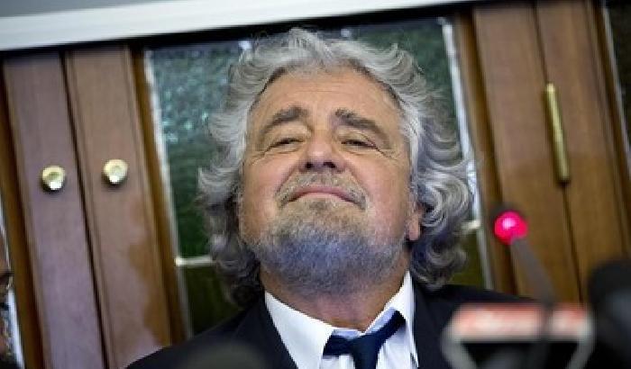 Grillo: niente scuse su Auschwitz, anzi