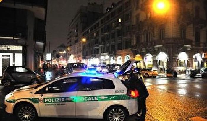 Violenza sessuale, insegnante in manette a Milano