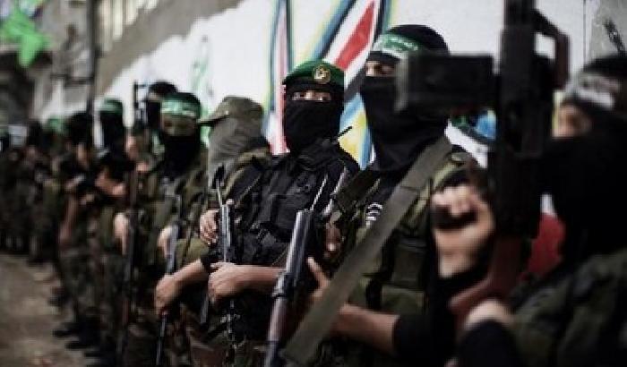 Hamas uccide gli israeliani: gli orrori della guerra