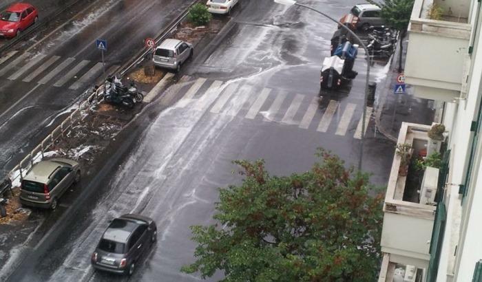 Come comportarsi al volante quando c'è il rischio alluvione