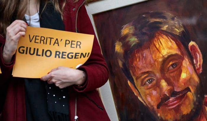 Armi all'Egitto, la coerenza del premier "piazzista". E la sinistra? Non pervenuta