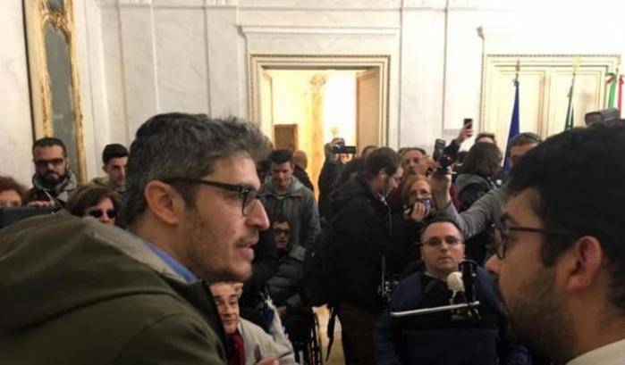 Pif infuriato urla a Crocetta: se non sai trovare i fondi per i disabili dimettiti