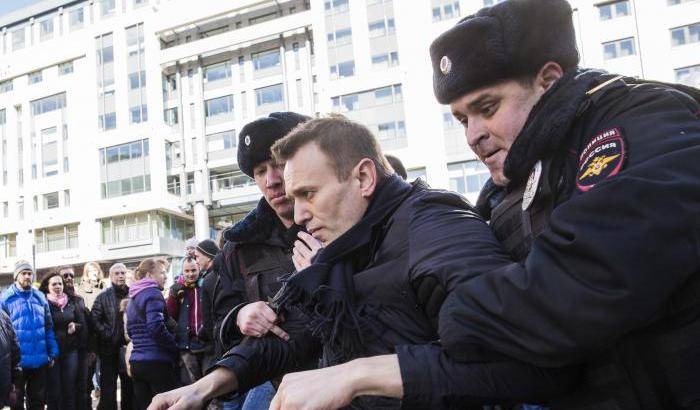 In Russia una legge anti-Navalny: vietato ai minorenni manifestare