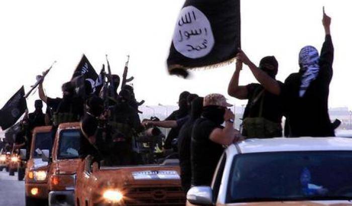 Posta video inneggianti all'Isis su Fb: condannato per istigazione e apologia del terrorismo
