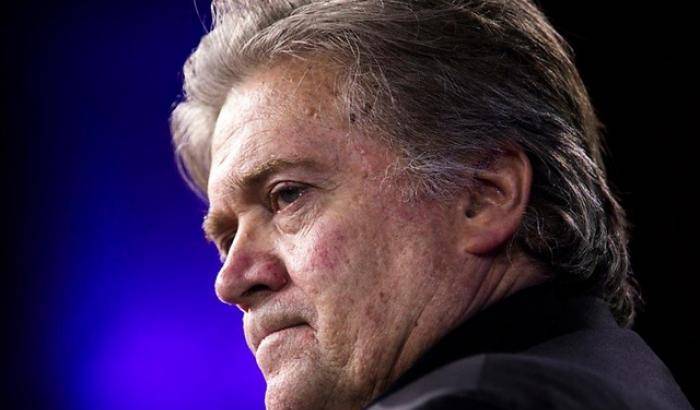 Era Steve Bannon il cervello dello spionaggio di Cambridge Analytica