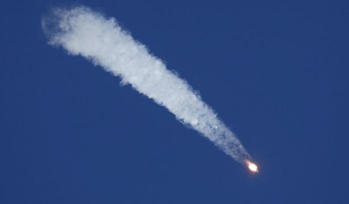 Fallisce lancio della Souyz: atterraggio d'emergenza in Kazakhstan, salvi i due astronauti