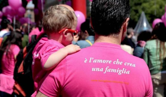 La Lega come il partito fascista degli anni "30: galera per le famiglie arcobaleno