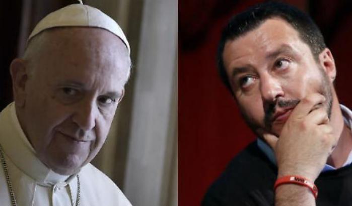 Il Papa rifiuta di incontrare Salvini: "cambi la sua politica sui migranti"