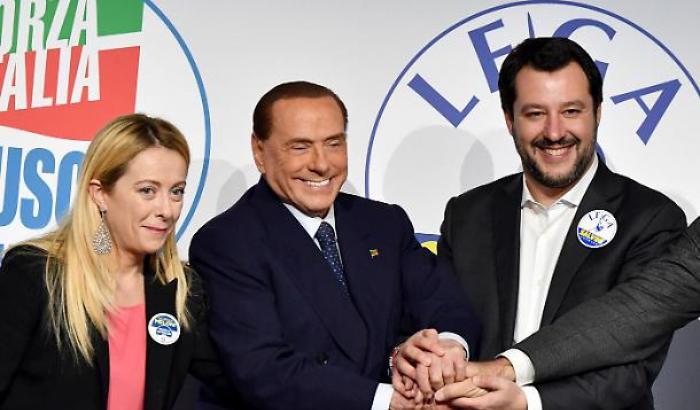 Berlusconi ci crede ancora: "Lega e Fratelli d'Italia senza di me non vanno da nessuna parte"