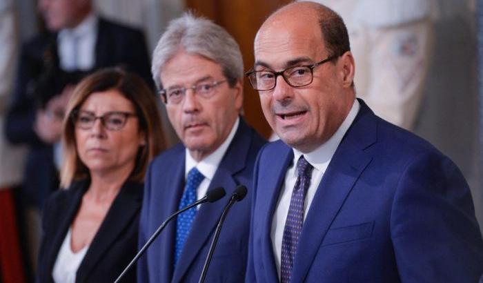 Zingaretti critica la scelta di Renzi: "Non si combatte Salvini con la cerbottana"