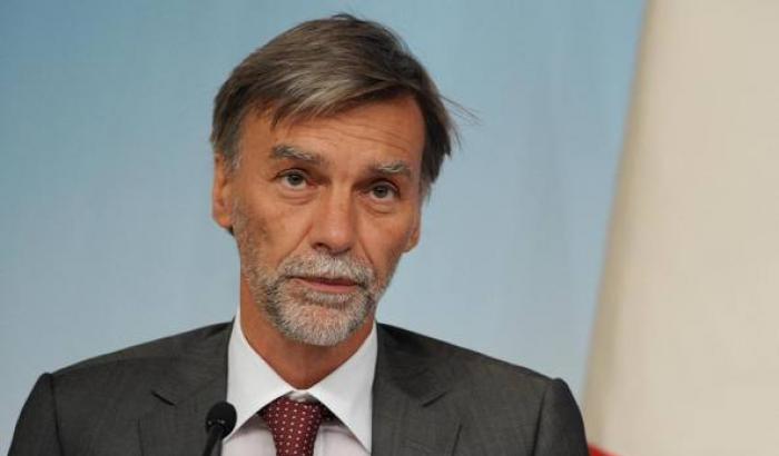 Delrio (Pd) incalza M5s: "Bisogna rivedere i decreti sicurezza"