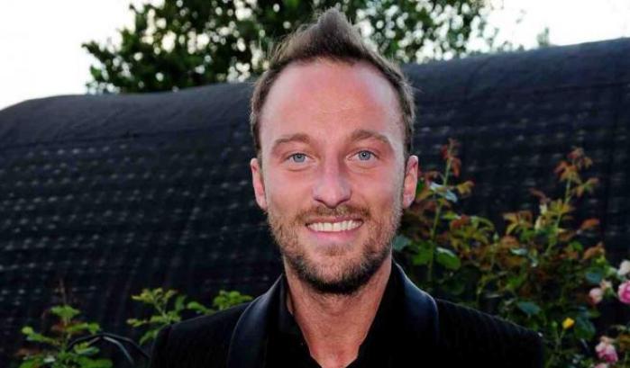 Francesco Facchinetti schiaffeggia due giovani: "Tiravano sassi a un signore cinese, non ci ho visto più"