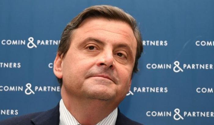 Anche Calenda contro Renzi: "Poco serio dire di riaprire prima di Pasqua"