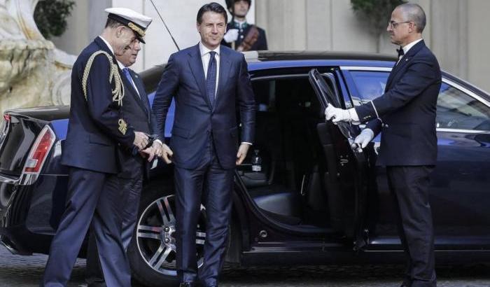 L'eleganza sartoriale di Conte non basta di fronte agli ottusi pregiudizi M5s