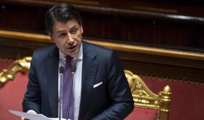 Standing ovation per Conte al Senato: "Il piano della ripresa sarà un lavoro collettivo"