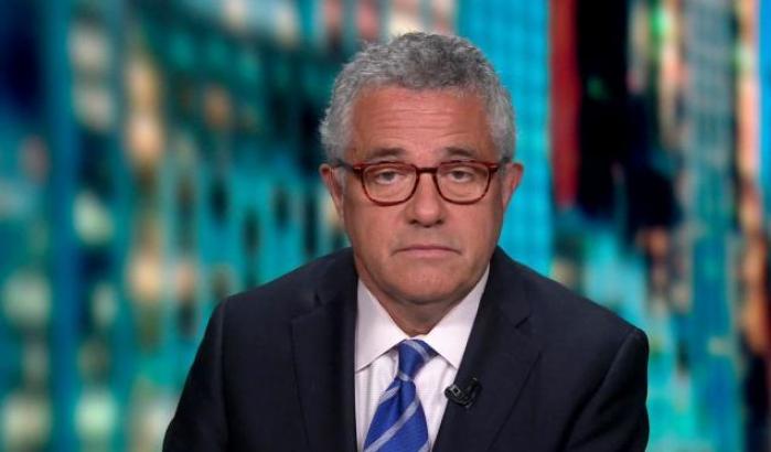 Il commentatore Toobin sospeso dal New Yorker: “Si masturbava in diretta su Zoom”