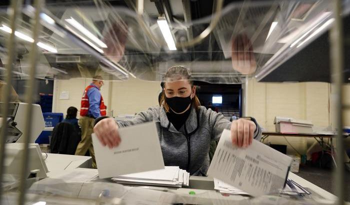 La mossa disperata dei trumpiani: cercano di bloccare la certificazione in Pennsylvania