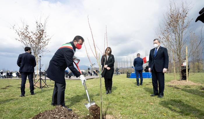 Il premier Draghi a Bergamo per la cerimonia che ricorda le vittime del Covid