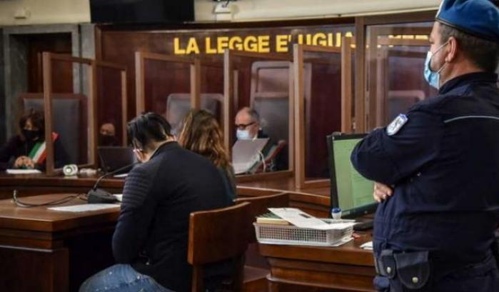 Torturò e uccise il figlio di due anni: "Condannato all'ergastolo"