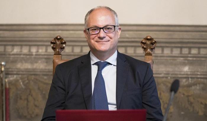 L'attacco di Gualtieri: "Raggi ha fallito e tradito la fiducia dei cittadini"