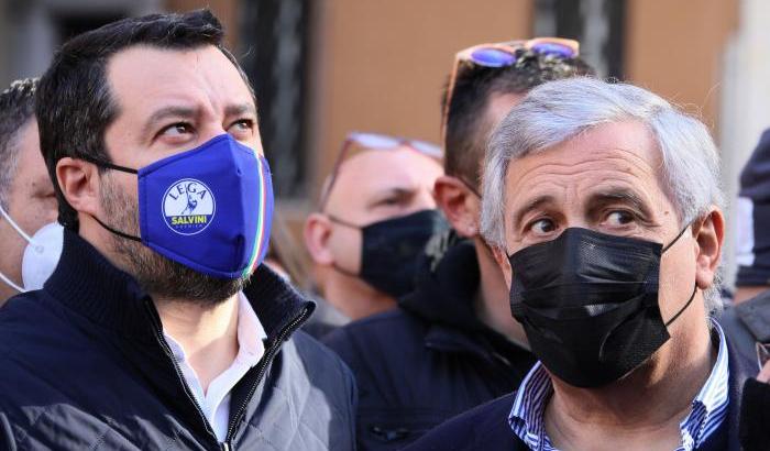 Tajani precisa ancora: "Nessun partito unico con la Lega ma..."