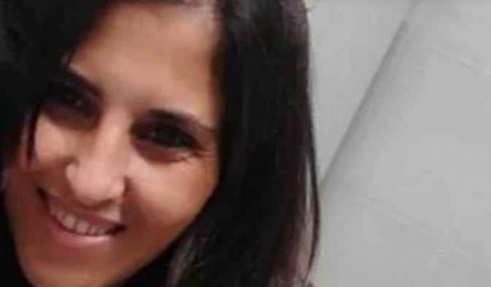 L'autopsia rivela: Laila El Harim è morta sul colpo, uccisa dalla fustellatrice che temeva
