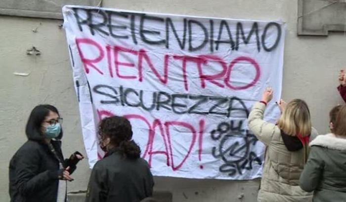 Bocciato a scuola viene promosso dal Tar: "La colpa è della Dad"