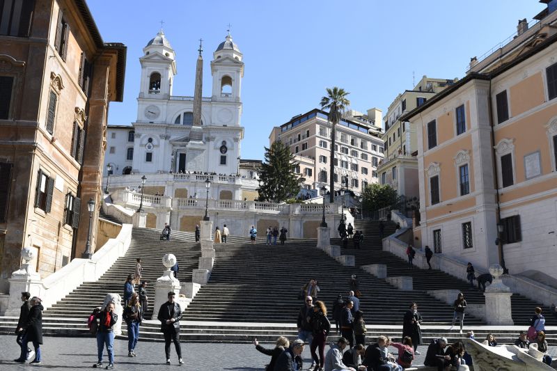 A Roma è emergenza turismo, nella capitale la pandemia ha causato la chiusura di ben 350 alberghi