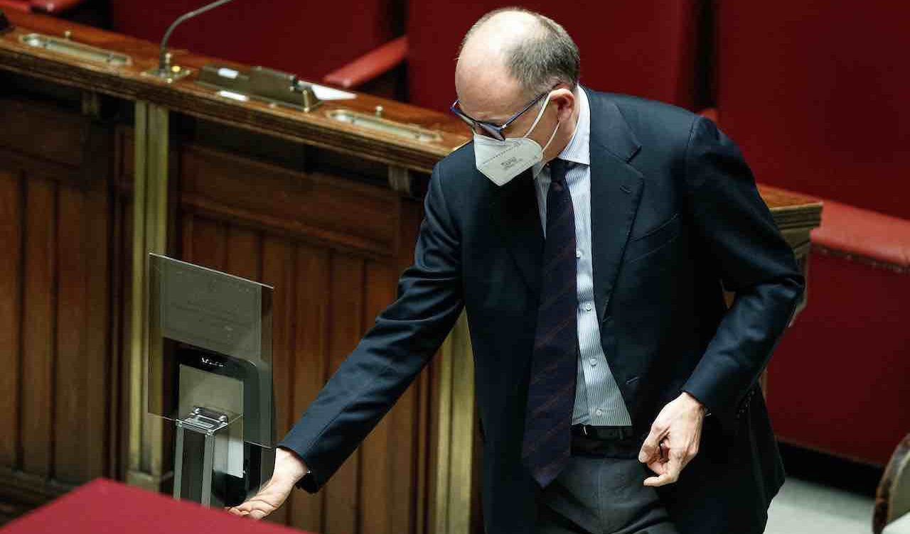 Letta: "Il campo largo funziona, con M5s e Italia Viva abbiamo stoppato la Casellati"