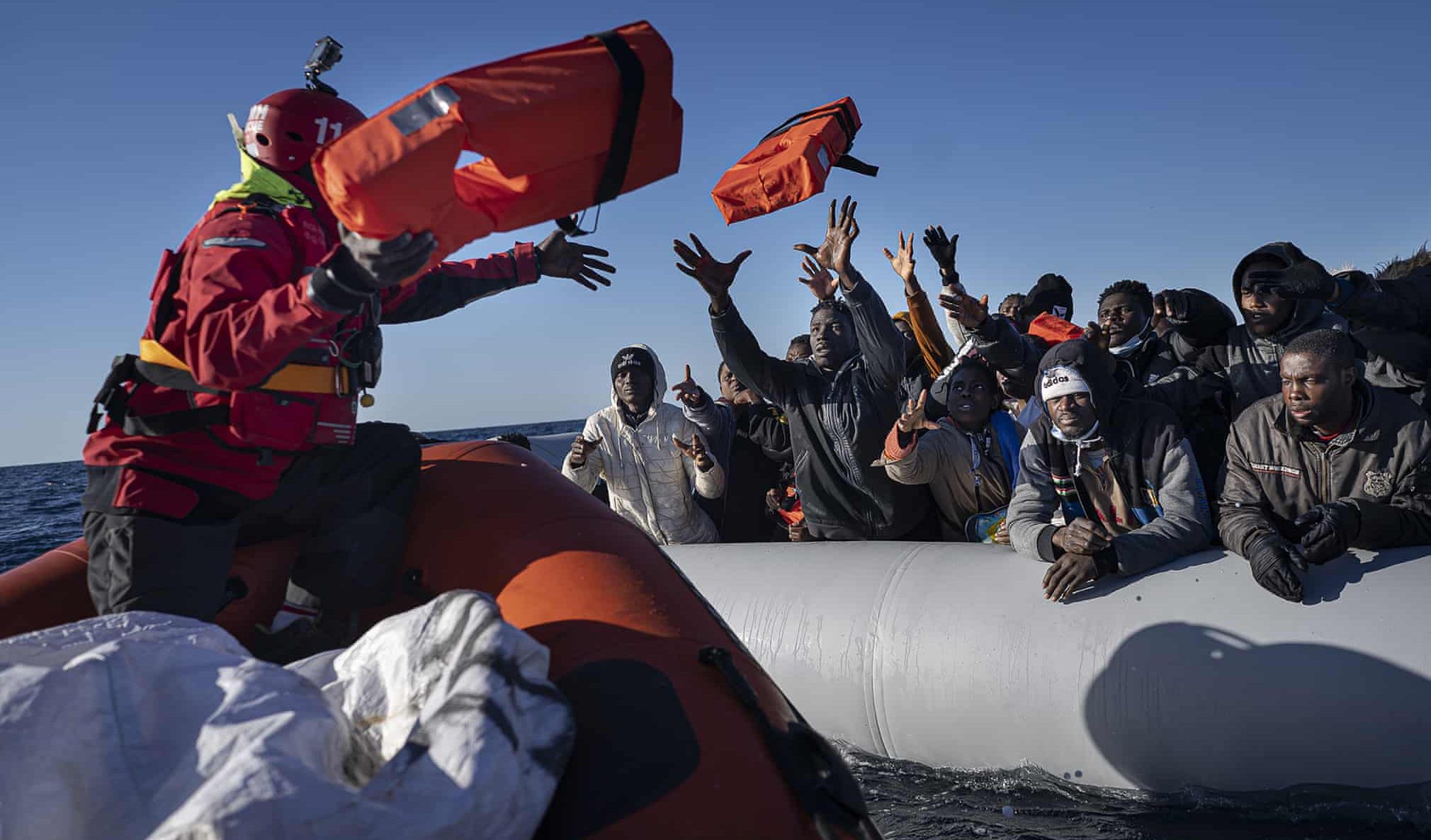 Migranti, Parigi inchioda il governo: "Ha violato la fiducia, i trattati si devono applicare"