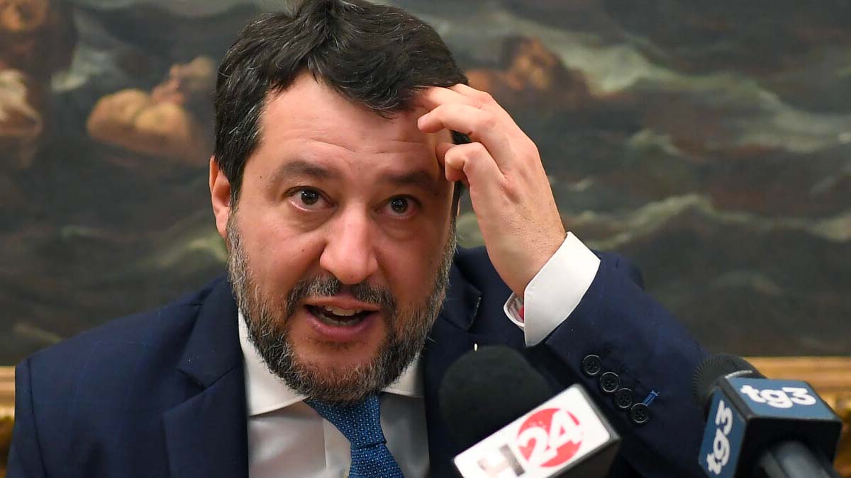 Salvini al decimo giorno di invasione ancora evita di nominare Putin