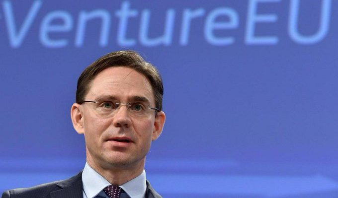 Finlandia, Katainen: "Esiste la minaccia di un'invasione russa, dobbiamo entrare nella Nato"