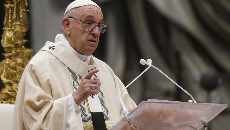 Il Papa: "Ci sono paesi lontani, anche in Africa, dove c'è la guerra ma nessuno se ne cura"