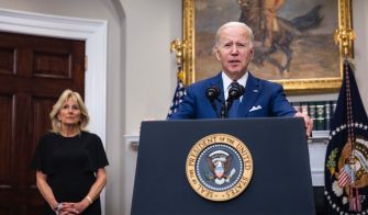 Ucraina, Biden autorizza aiuti militari per un miliardo di dollari