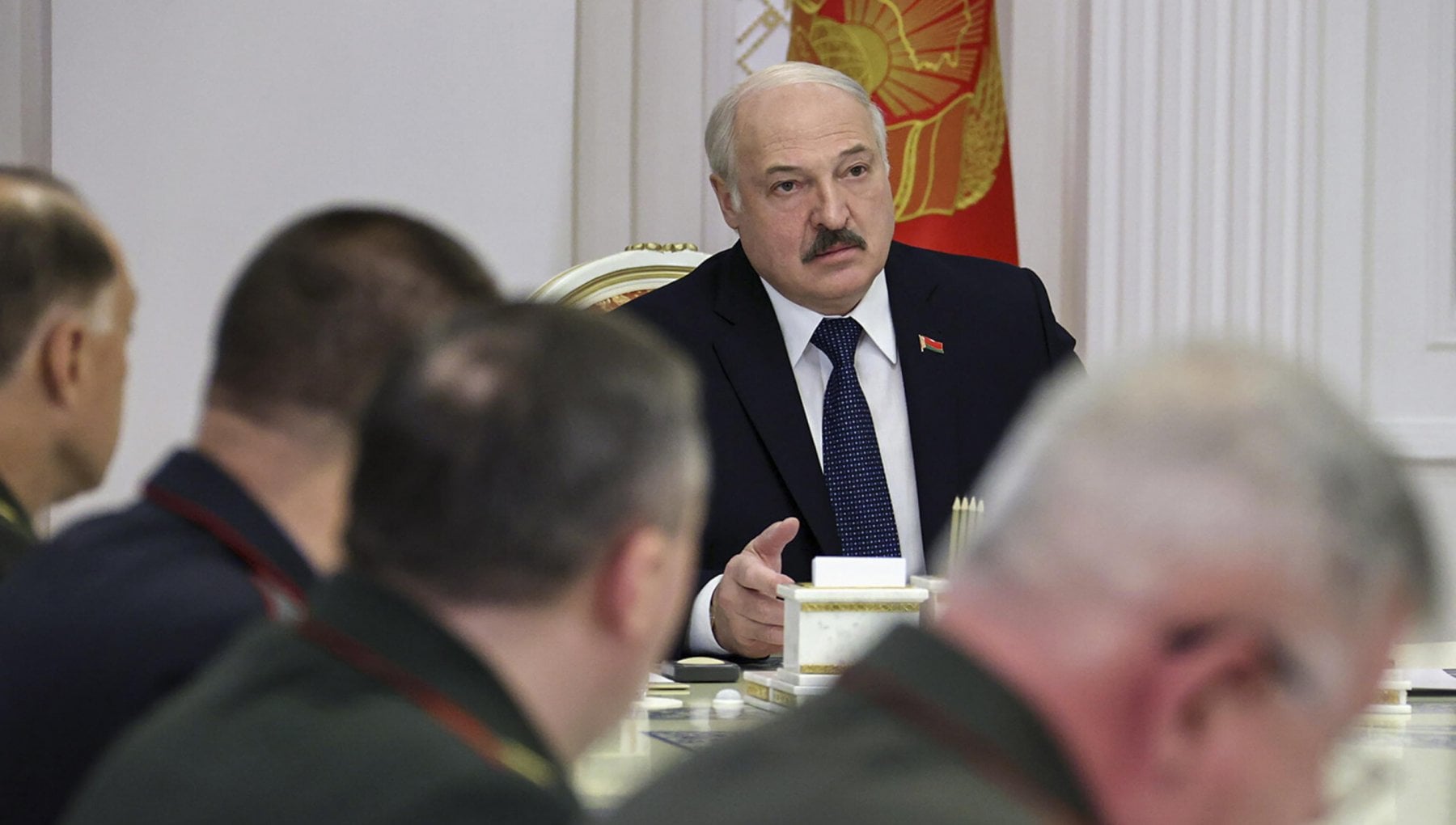 Ucraina, Lukashenko: "Fermiamoci prima del disastro nucleare, serve la pace"