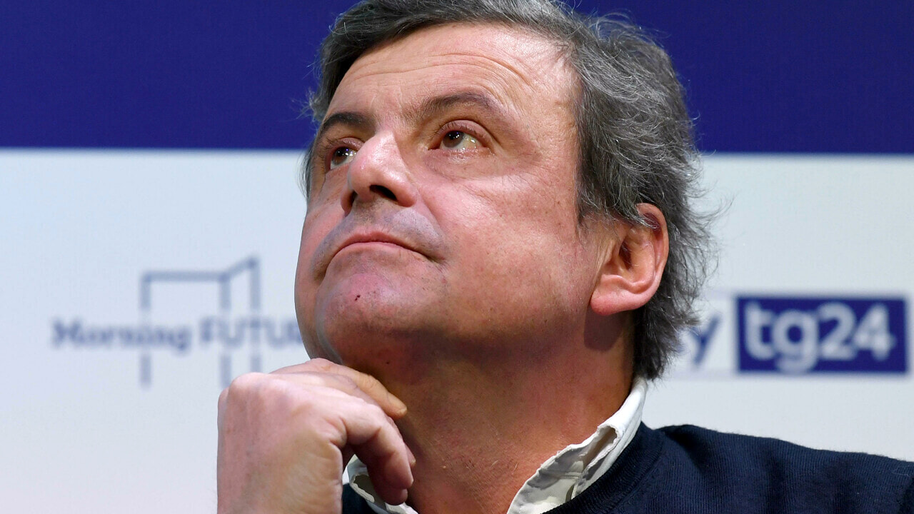 Draghi, Calenda contro Forza Italia e Pd: "Incredibile che blandiscano i loro alleati populisti invece di..."
