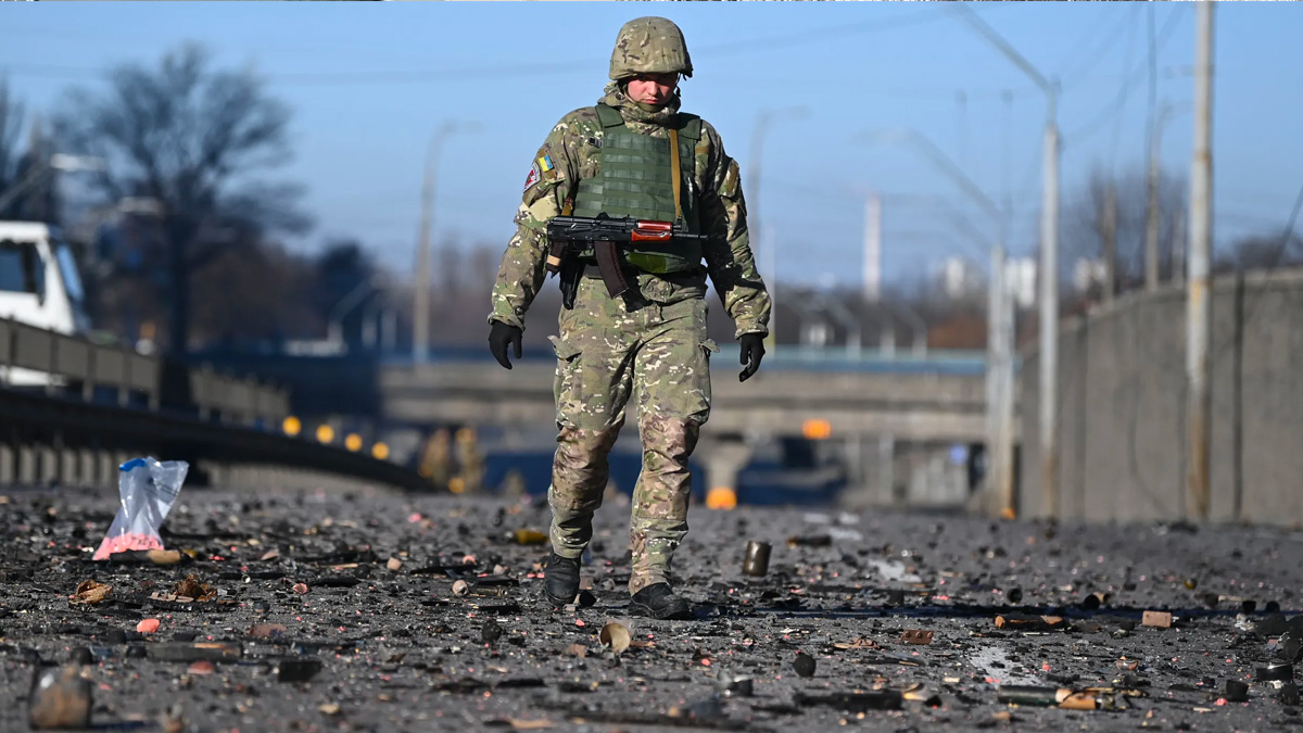 Ucraina, lo Stato Maggiore rivela: "Mosca ha sospeso l'invio di nuove unità militari"