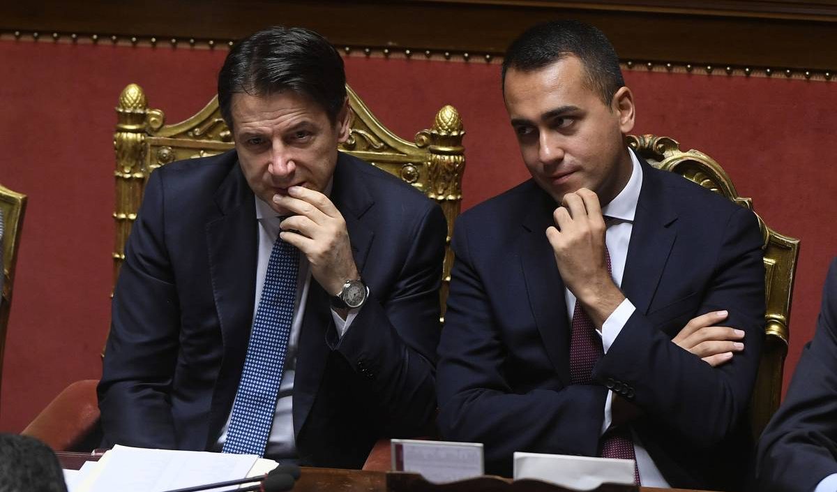 Di Maio-Conte: il servilismo Nato e l'accusa di "putinismo" verso l'ex premier