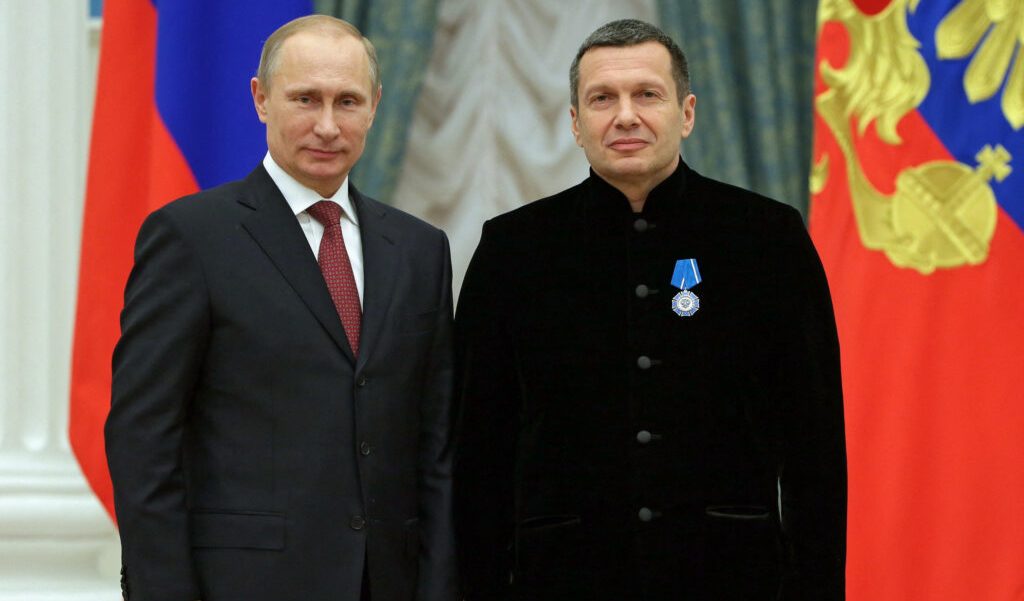 Putin premia per "Meriti alla patria"  Vladimir Solovyov, il megafono della propaganda