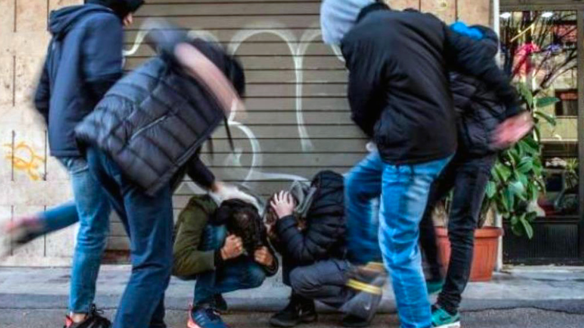 Verona, fermata baby gang che terrorizzava la città: 16 arresti